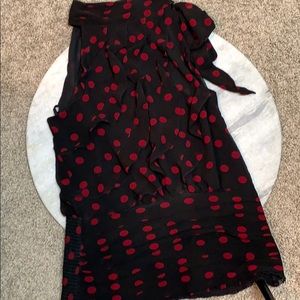 Black and red polka dot tank